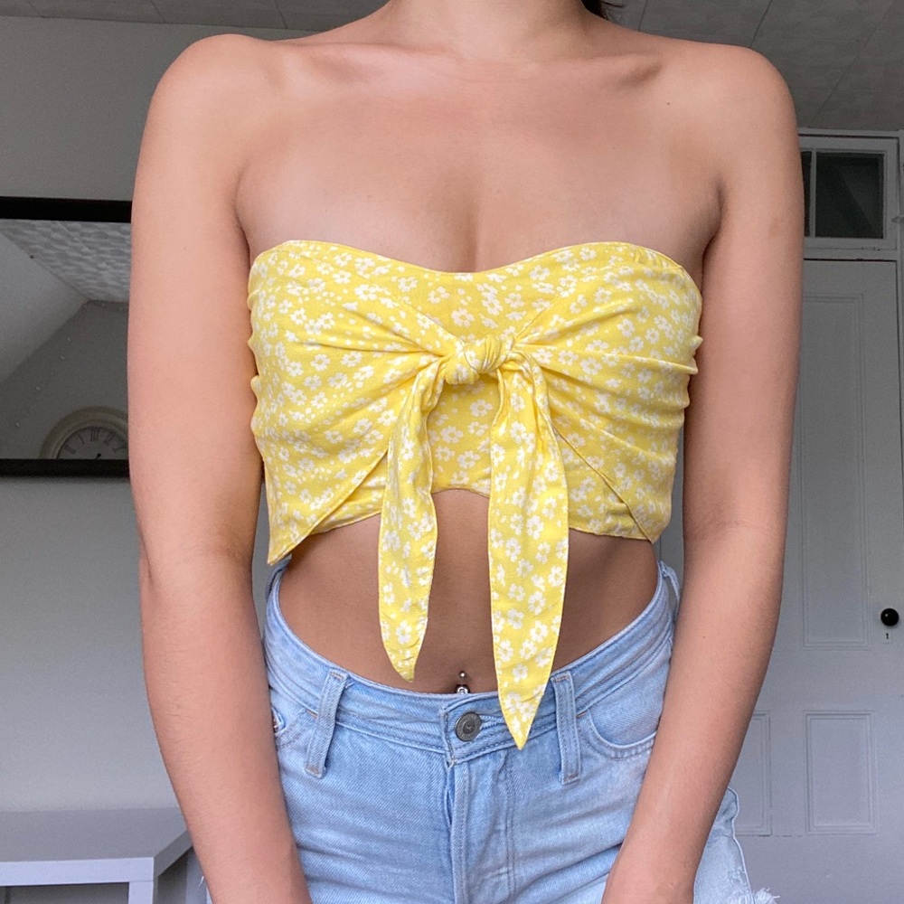 Floral Abercrombie crop top